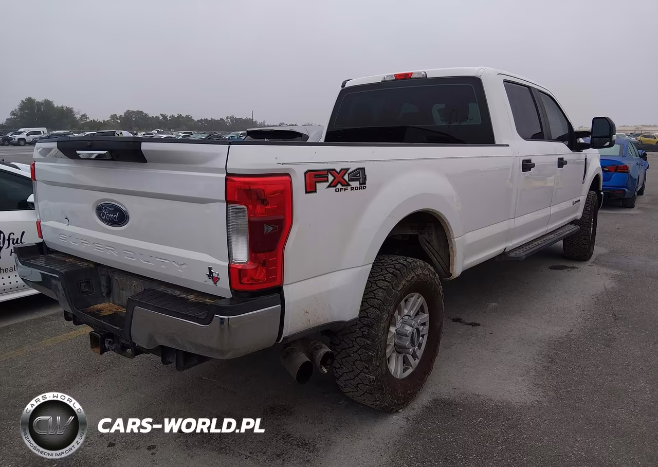 2017 Ford F-350 Xl VIN:1FT8W3BT4HED34587 - 4