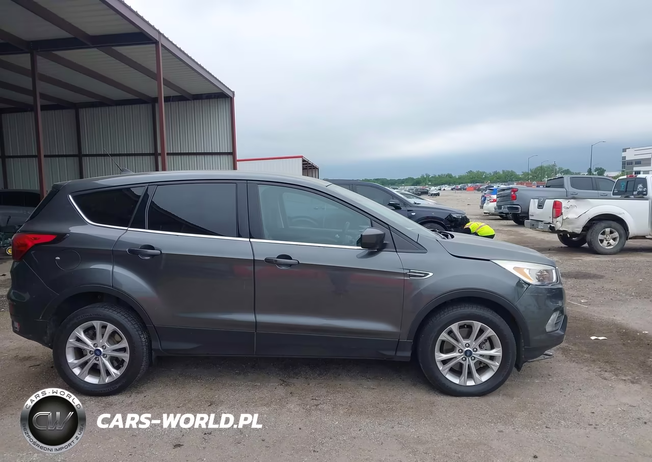 2019 Ford Escape Se VIN:1FMCU9GD2KUB33347 - 12