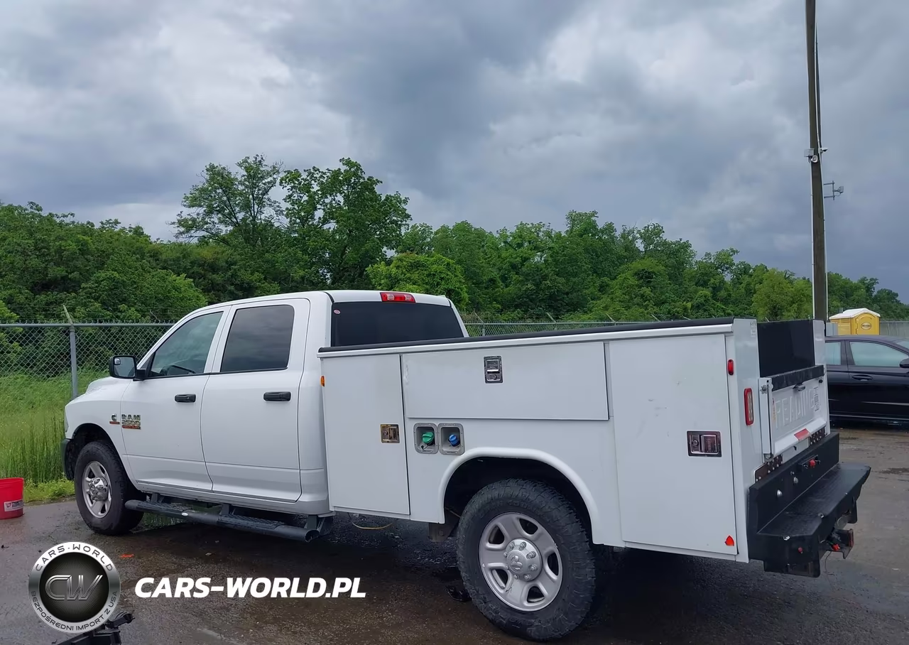 2017 Ram 2500 Tradesman 4X2 8' Box VIN:3C6UR4HL4HG705721 - 15