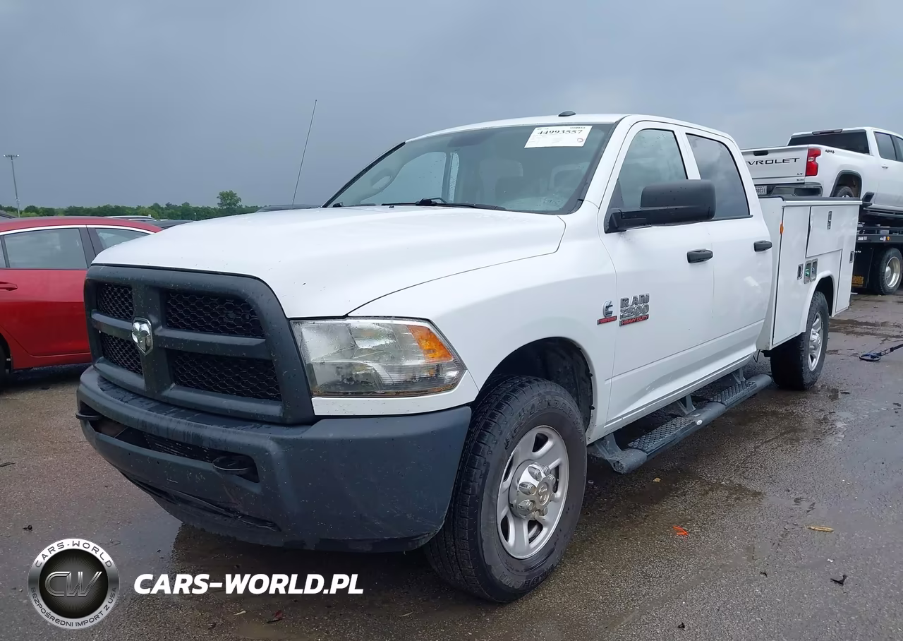 2017 Ram 2500 Tradesman 4X2 8' Box VIN:3C6UR4HL4HG705721 - 2