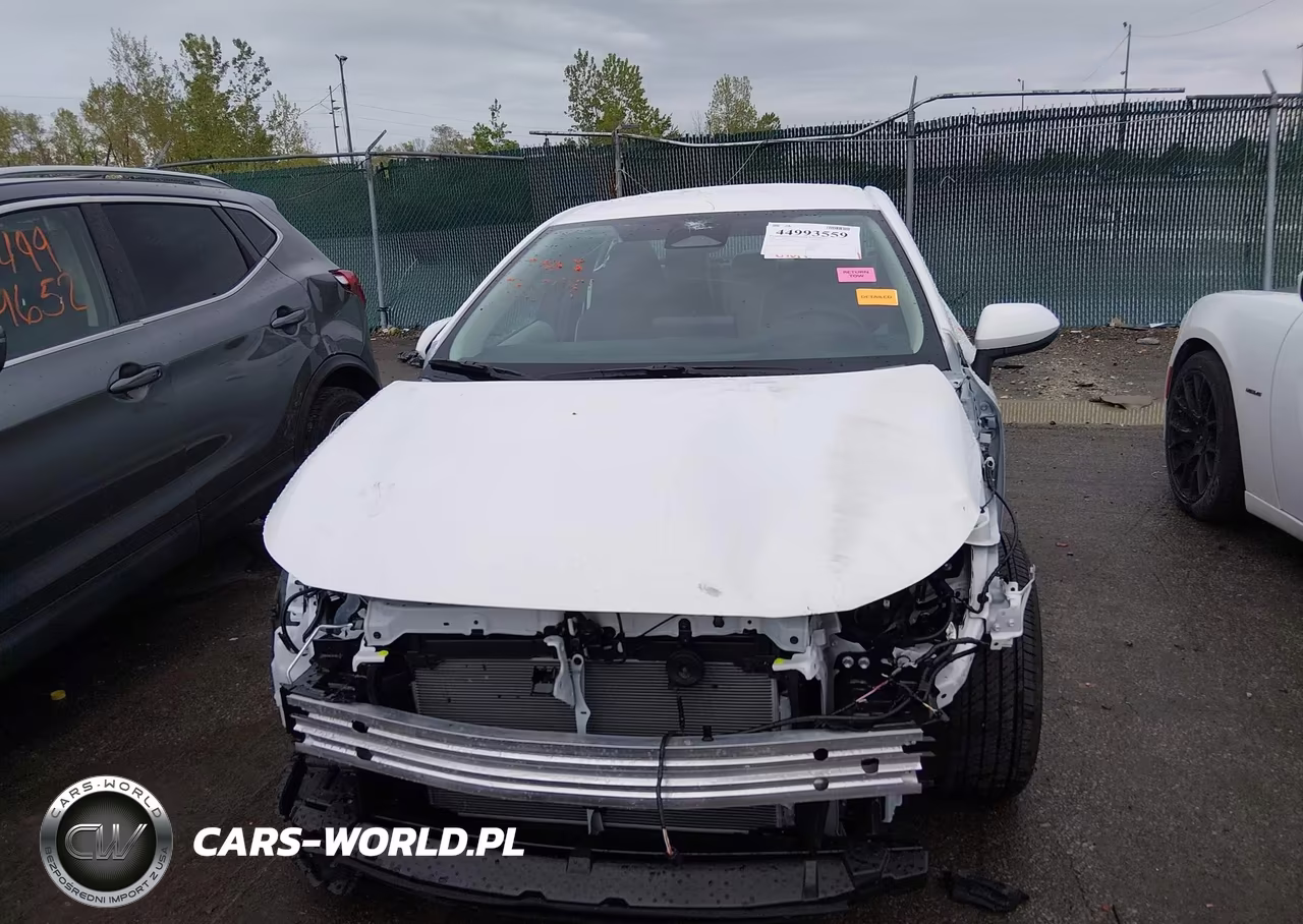 2026 Toyota Corolla Le VIN:5YFB4MDE4TP434281 - 13