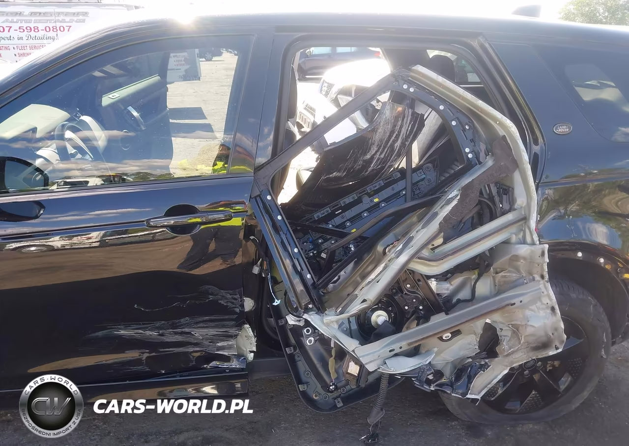 2021 Land Rover Discovery Sport S R-Dynamic VIN:SALCT2FX7MH903427 - 6
