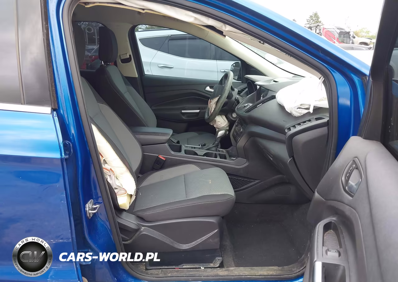 2018 Ford Escape Se VIN:1FMCU9GD5JUB53929 - 5