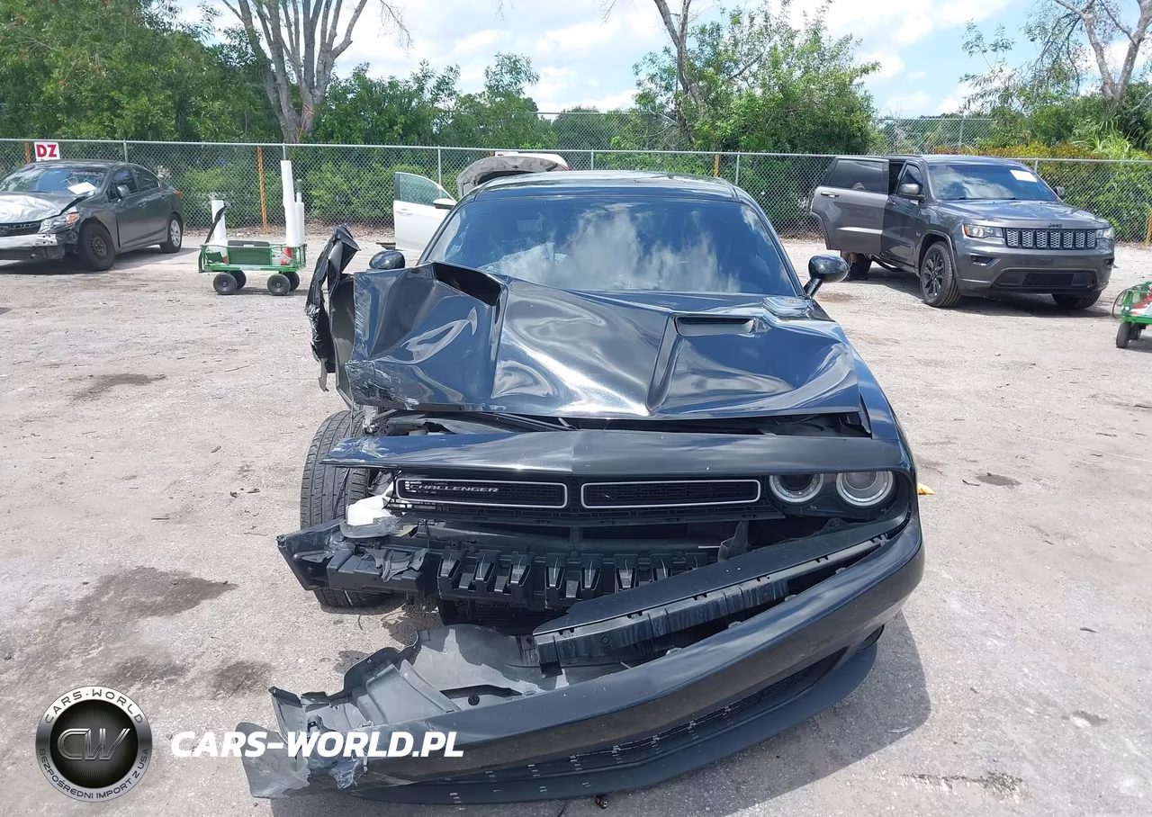 2021 Dodge Challenger Sxt VIN:2C3CDZAG7MH623199 - 12