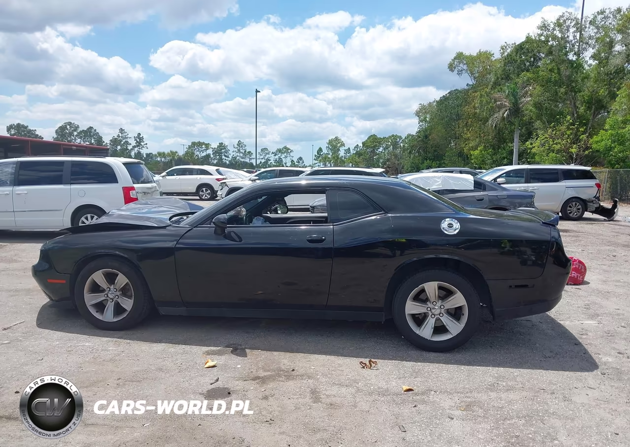 2021 Dodge Challenger Sxt VIN:2C3CDZAG7MH623199 - 14