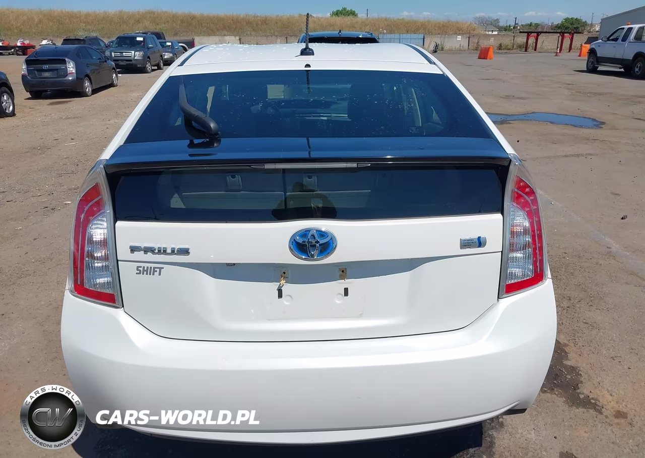 2015 Toyota Prius Four VIN:JTDKN3DU0F1914664 - 16