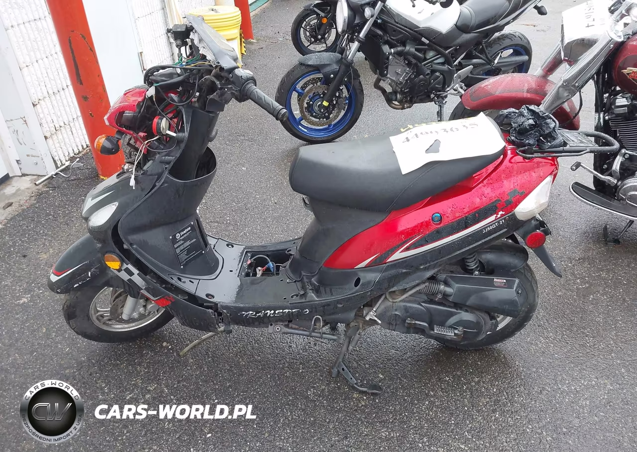 2022 Zhejiang R Scooter 50 VIN:LLPVGBAK1N1050511 - 9