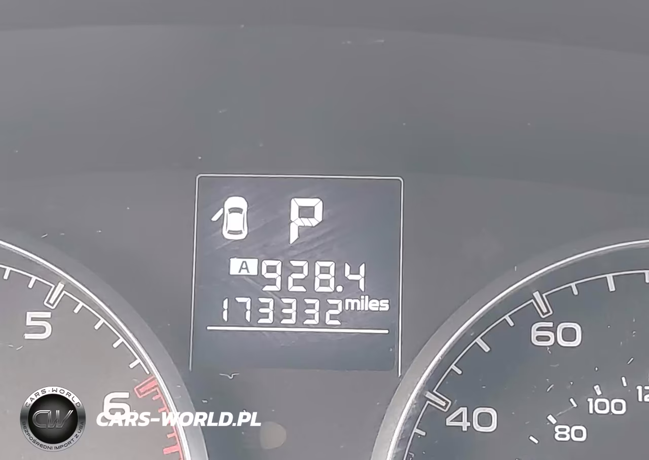 2014 Subaru Outback 2.5I Premium VIN:4S4BRBCC9E3303747 - 15