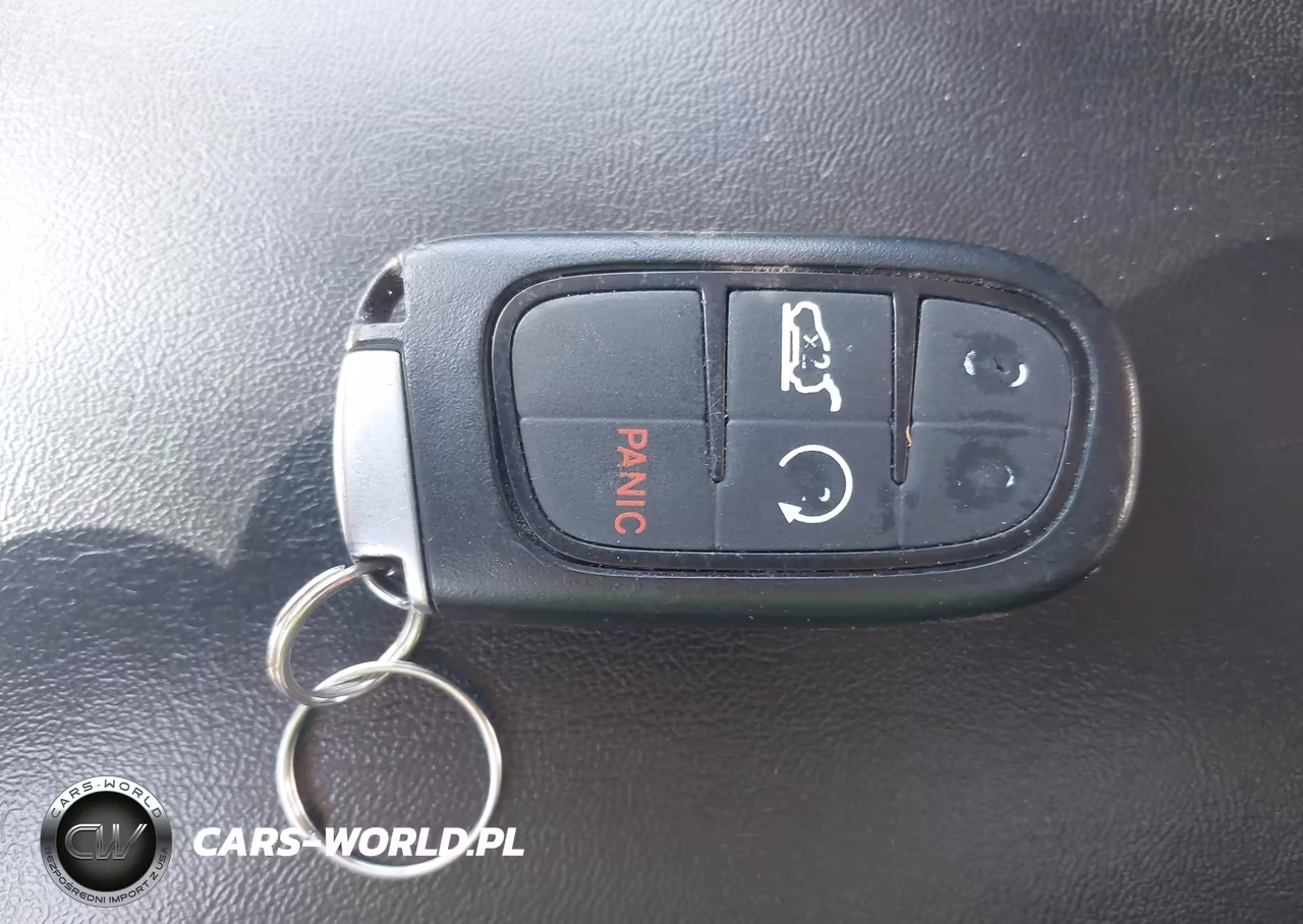 2021 Jeep Cherokee Latitude Lux 4X4 VIN:1C4PJMMX7MD133203 - 11