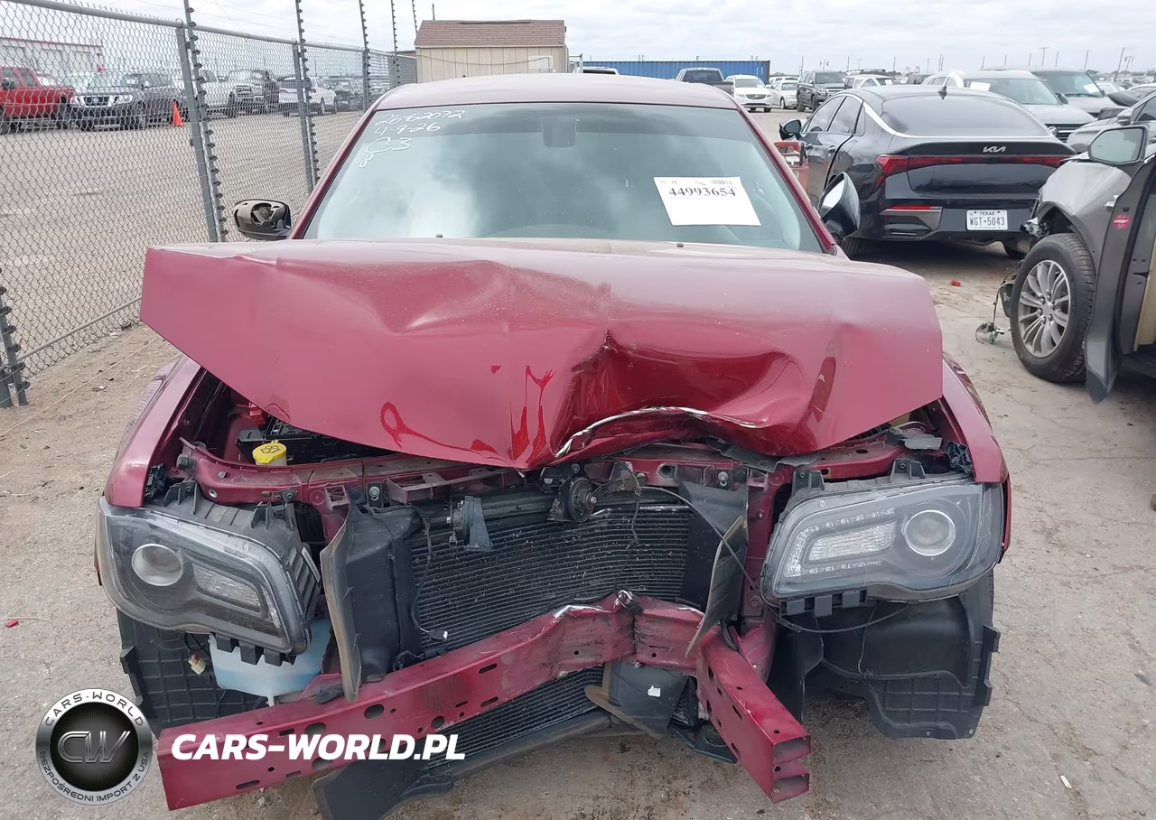 2023 Chrysler 300 Touring VIN:2C3CCAAG5PH590261 - 13