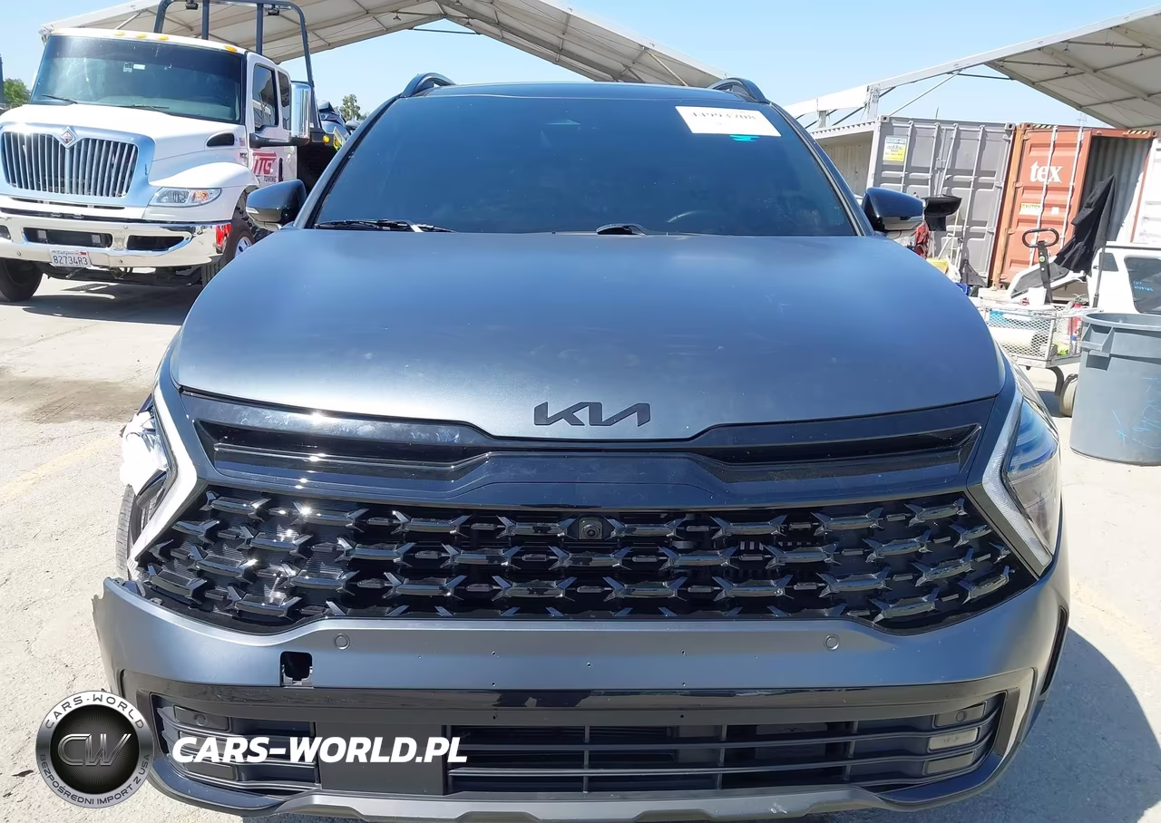 2025 Kia Sportage Plug-In Hybrid X-Line Prestige VIN:KNDPZDDH1S7235674 - 12