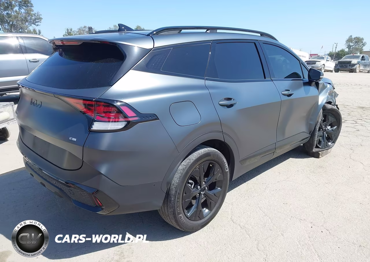 2025 Kia Sportage Plug-In Hybrid X-Line Prestige VIN:KNDPZDDH1S7235674 - 4