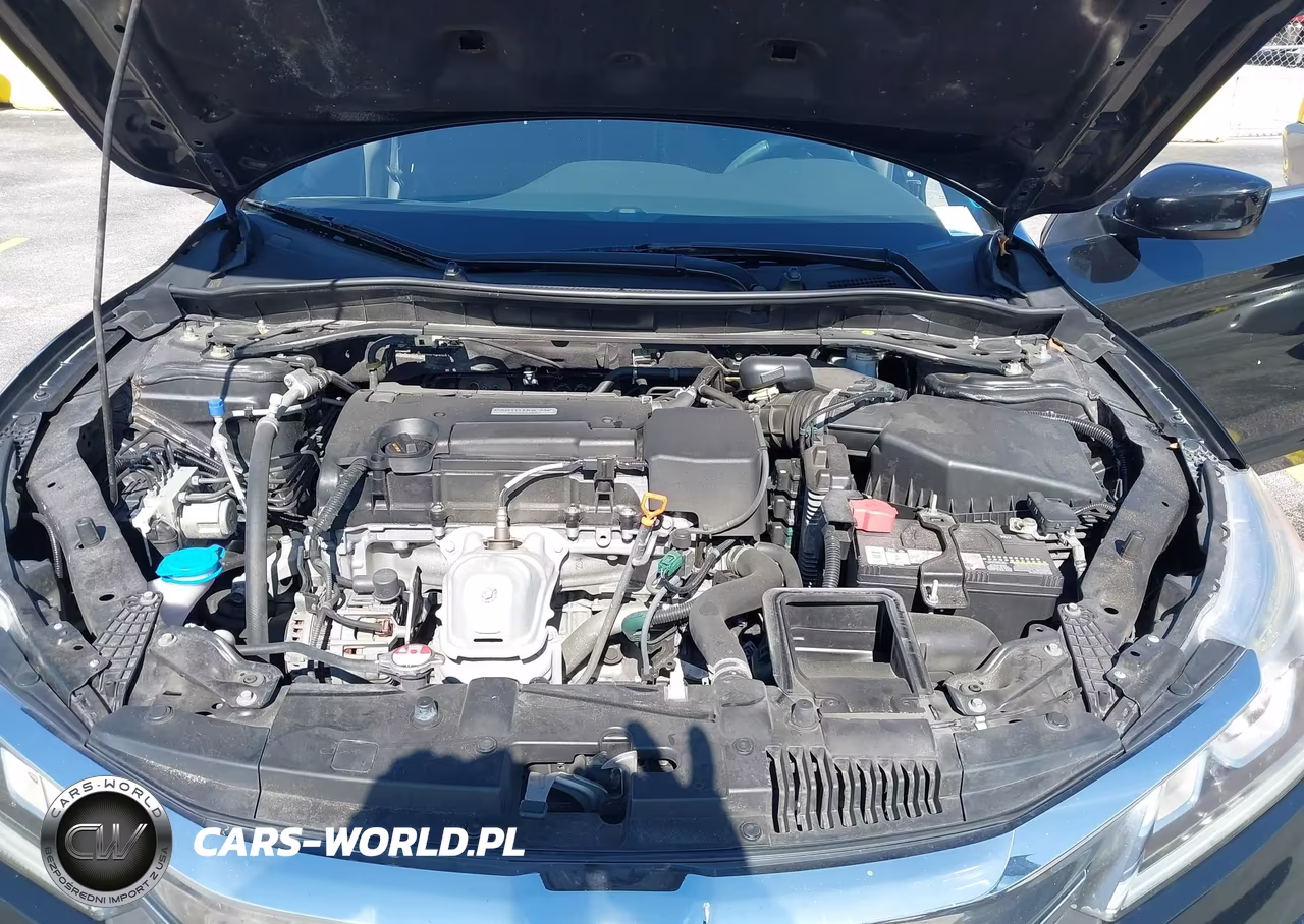 2017 Honda Accord Sport VIN:1HGCR2F5XHA185599 - 10