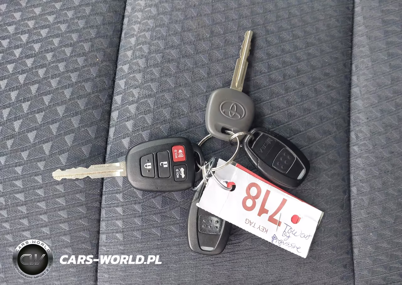 2014 Toyota Camry Se VIN:4T1BF1FK2EU300611 - 11