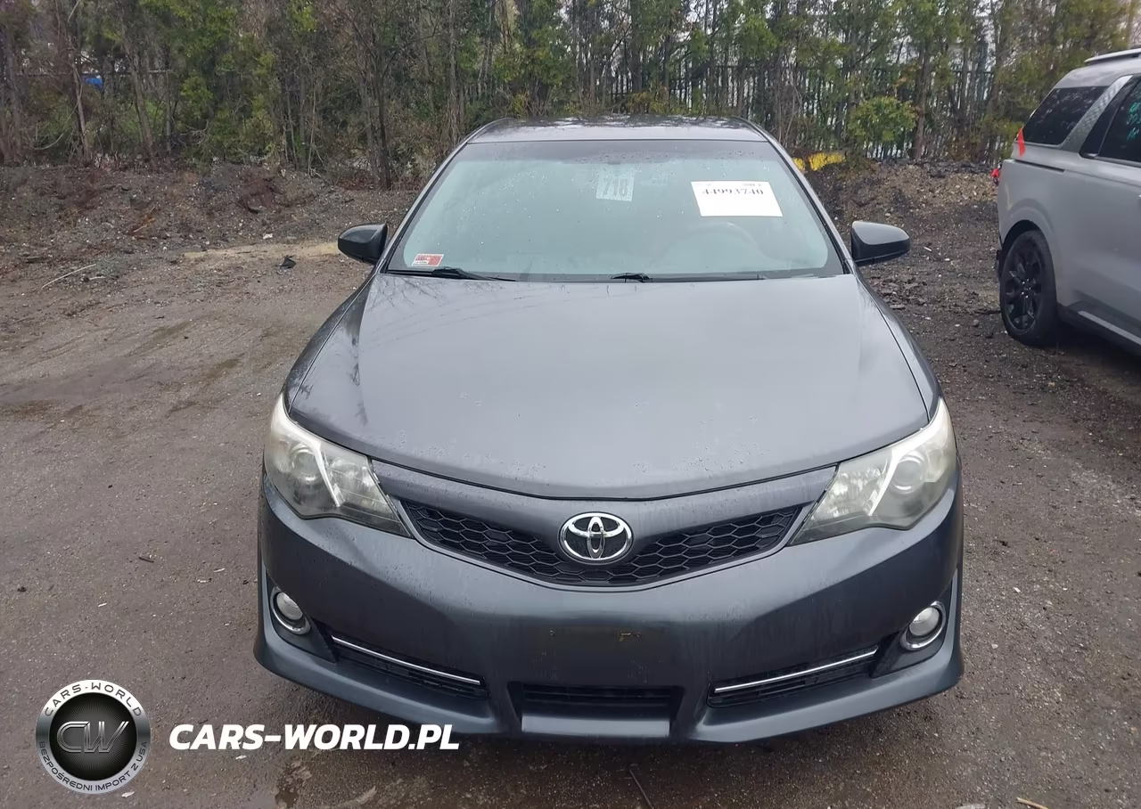 2014 Toyota Camry Se VIN:4T1BF1FK2EU300611 - 12
