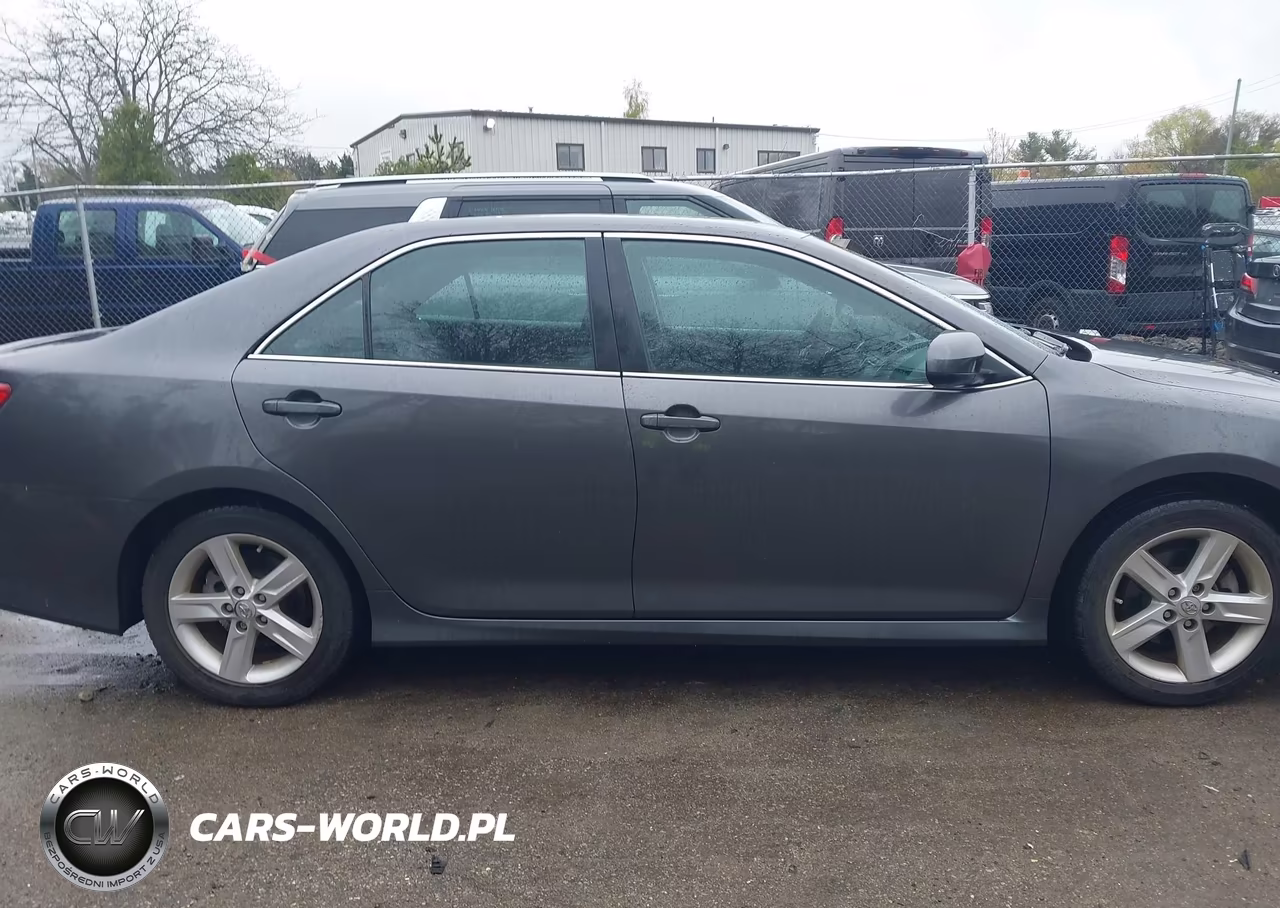 2014 Toyota Camry Se VIN:4T1BF1FK2EU300611 - 13