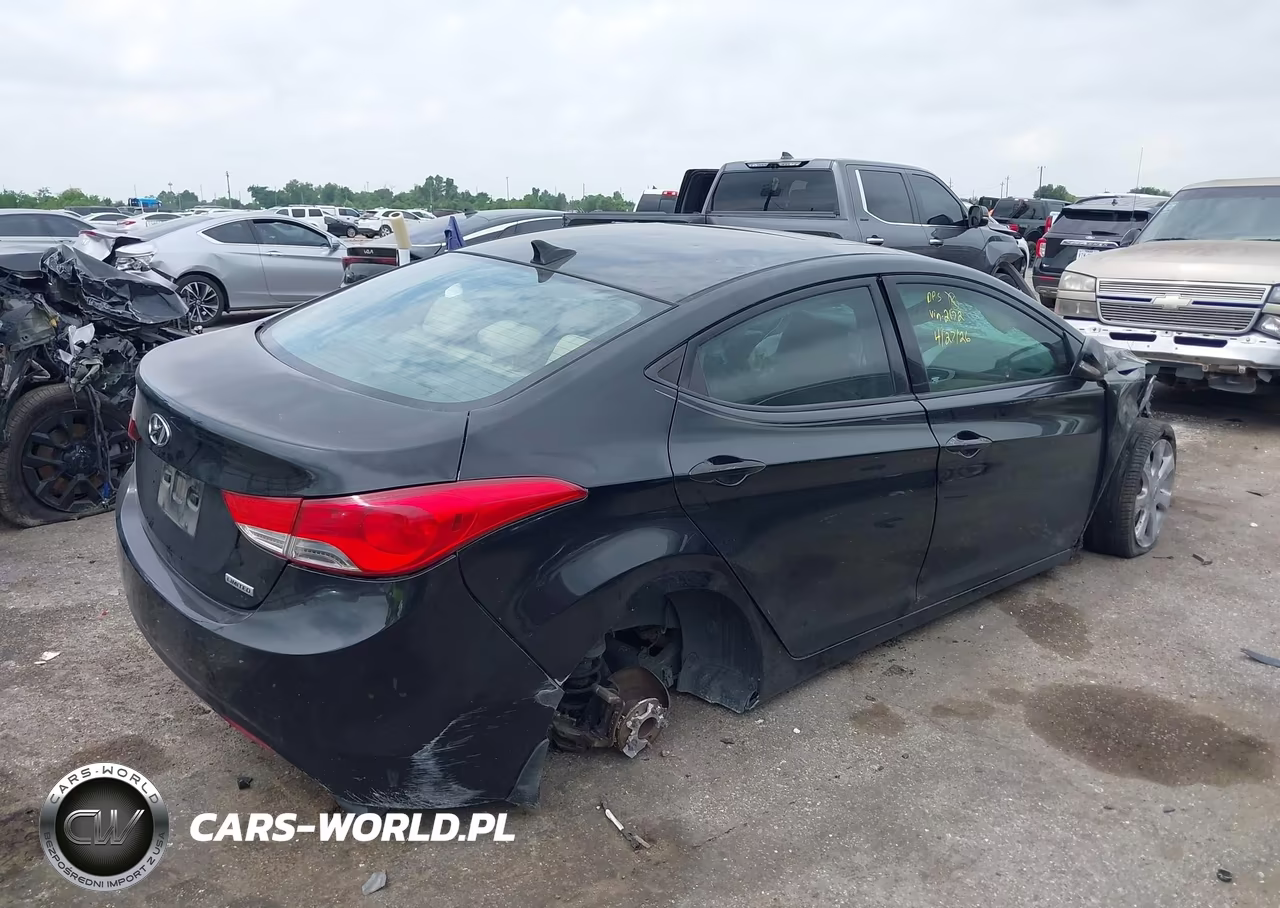 2013 Hyundai Elantra Limited VIN:5NPDH4AE0DH432172 - 4