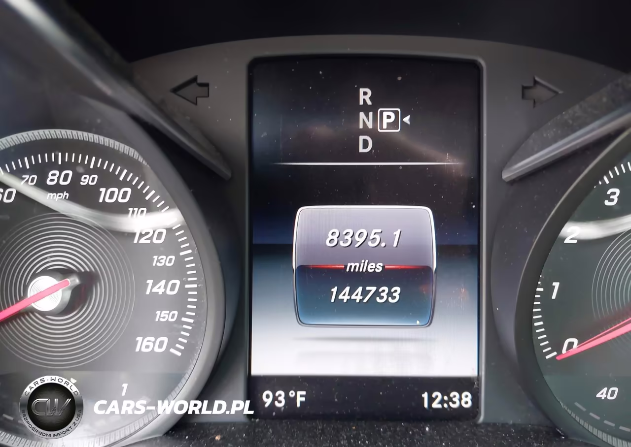2015 Mercedes-Benz C 300 4Matic VIN:55SWF4KBXFU034504 - 7