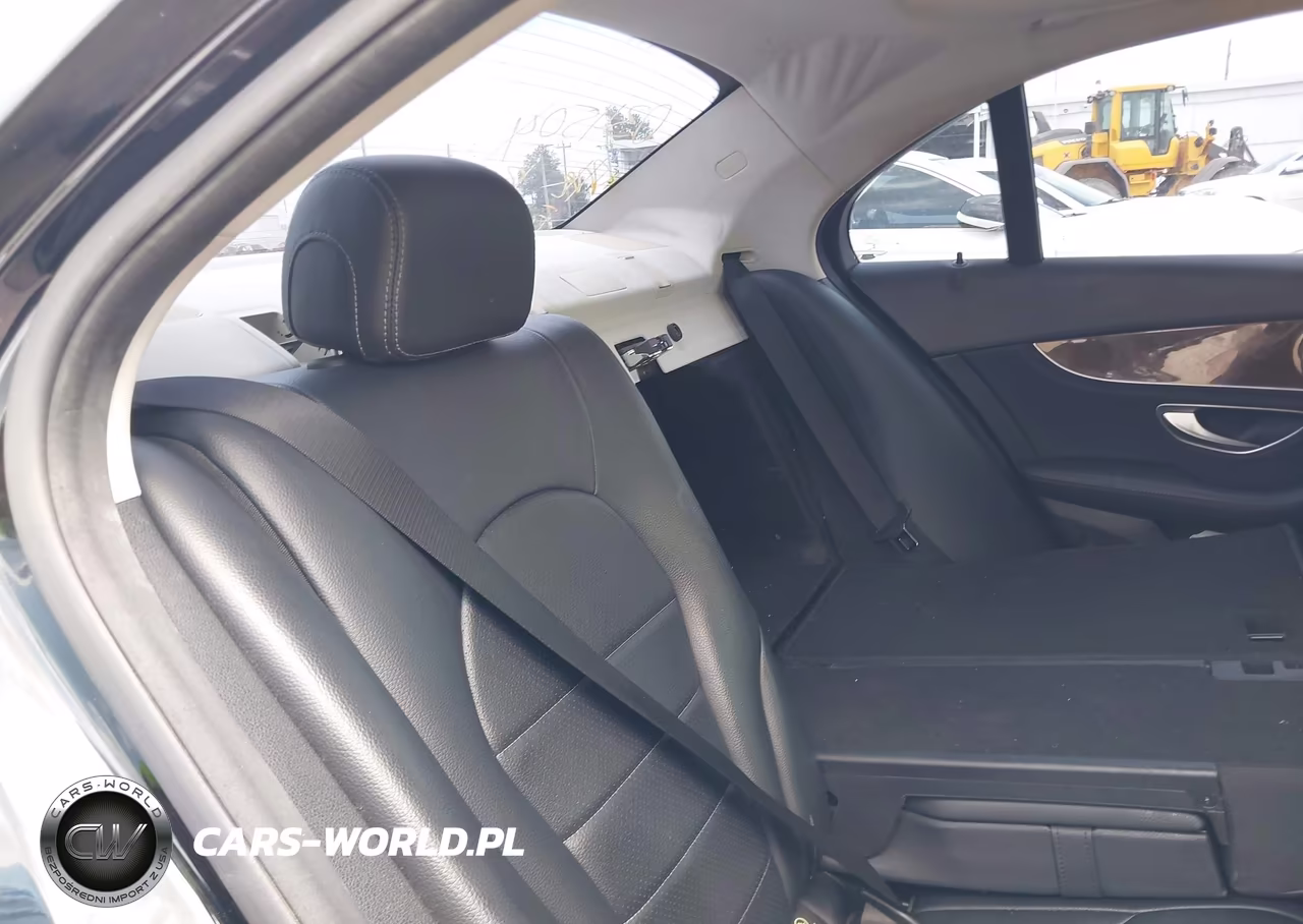2015 Mercedes-Benz C 300 4Matic VIN:55SWF4KBXFU034504 - 8
