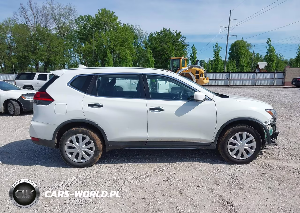 2017 Nissan Rogue S VIN:KNMAT2MV7HP549291 - 14