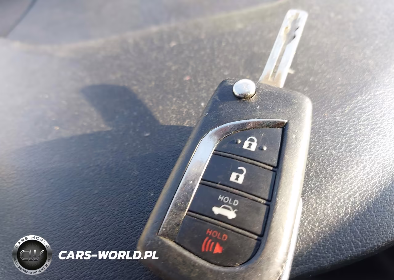 2020 Toyota Corolla Le VIN:5YFEPRAE0LP031341 - 11