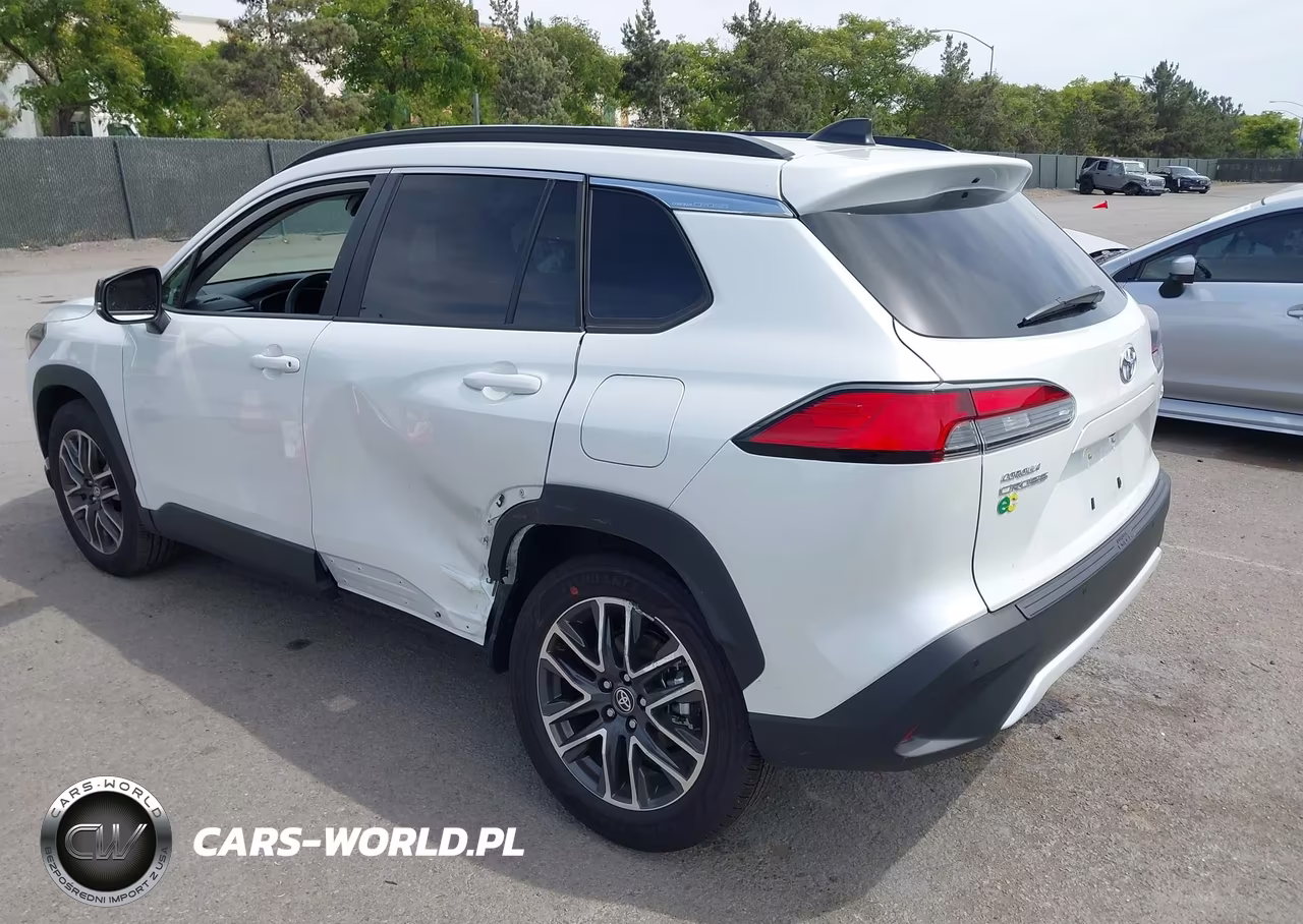 2026 Toyota Corolla Cross Xle VIN:7MUEAAAGXTV168577 - 6