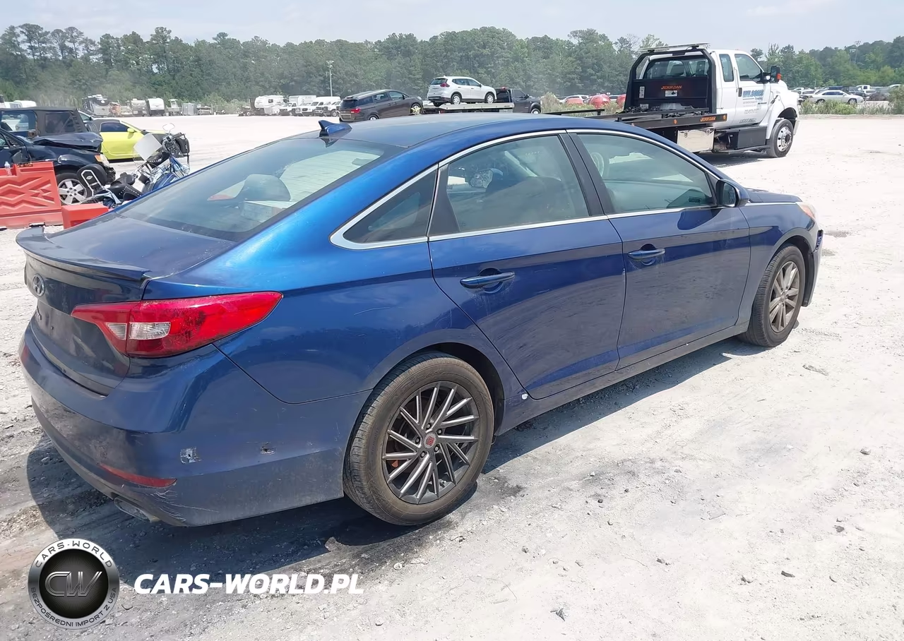 2016 Hyundai Sonata Se VIN:5NPE24AF0GH370629 - 4