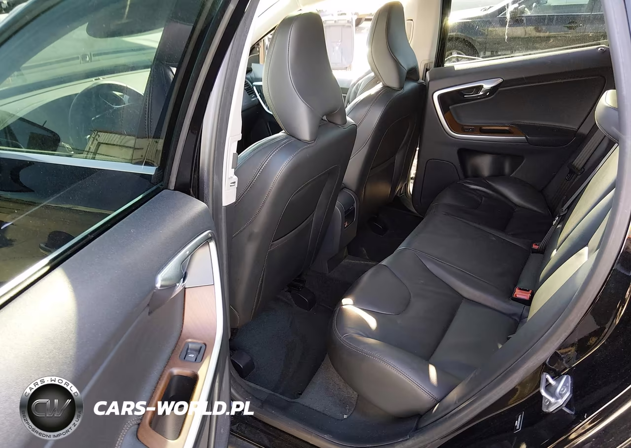 2017 Volvo Xc60 T5 Inscription VIN:YV440MRU6H2001357 - 8