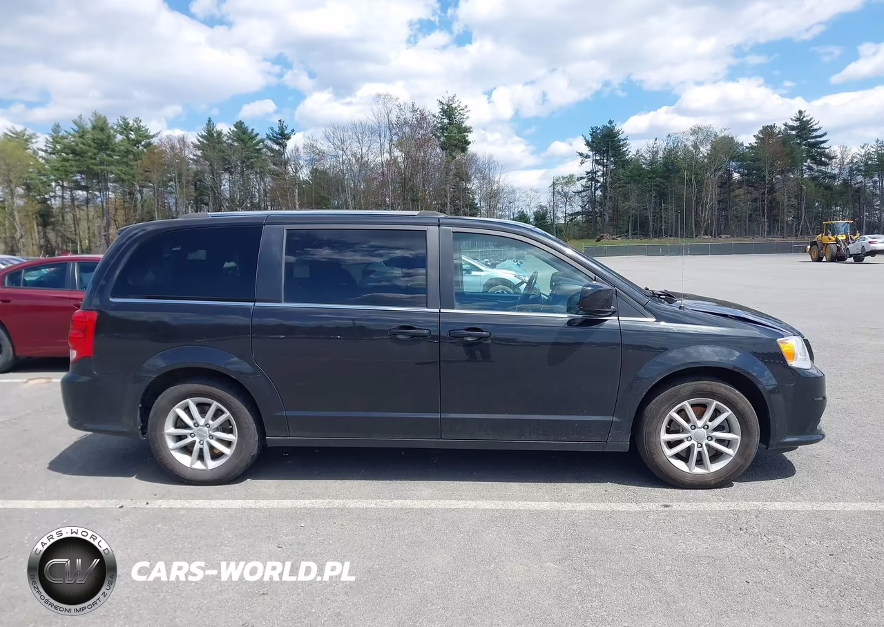 2020 Dodge Grand Caravan Sxt VIN:2C4RDGCG2LR161084 - 13