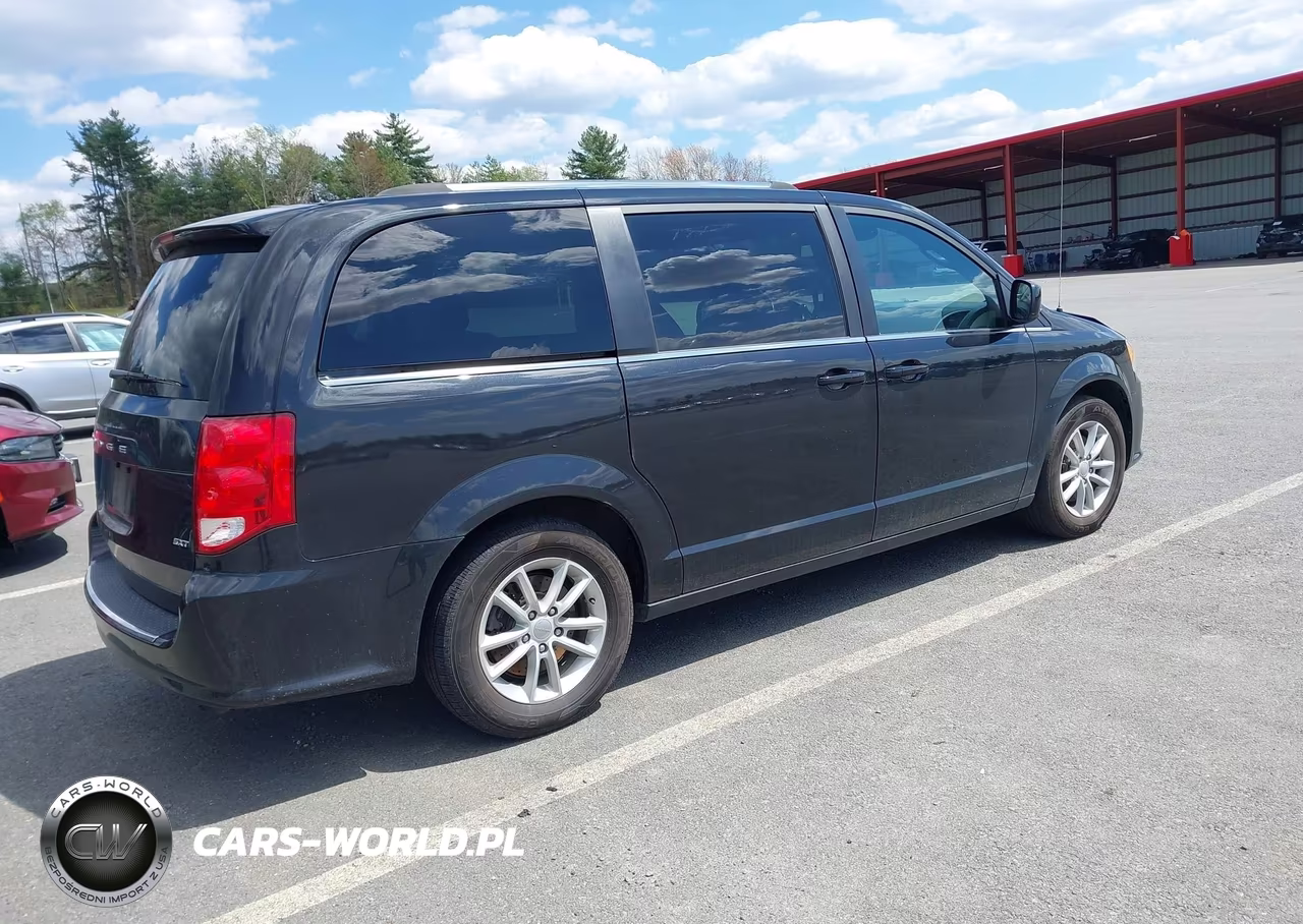 2020 Dodge Grand Caravan Sxt VIN:2C4RDGCG2LR161084 - 4
