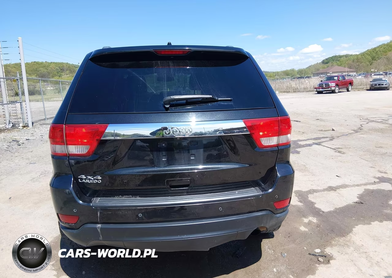 2012 Jeep Grand Cherokee Laredo VIN:1C4RJFAG8CC350286 - 17
