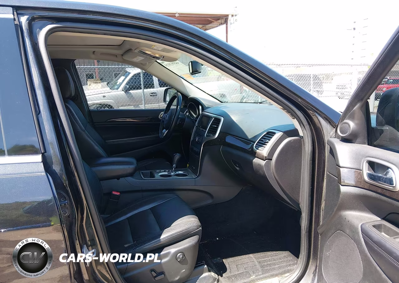 2012 Jeep Grand Cherokee Laredo VIN:1C4RJFAG8CC350286 - 5