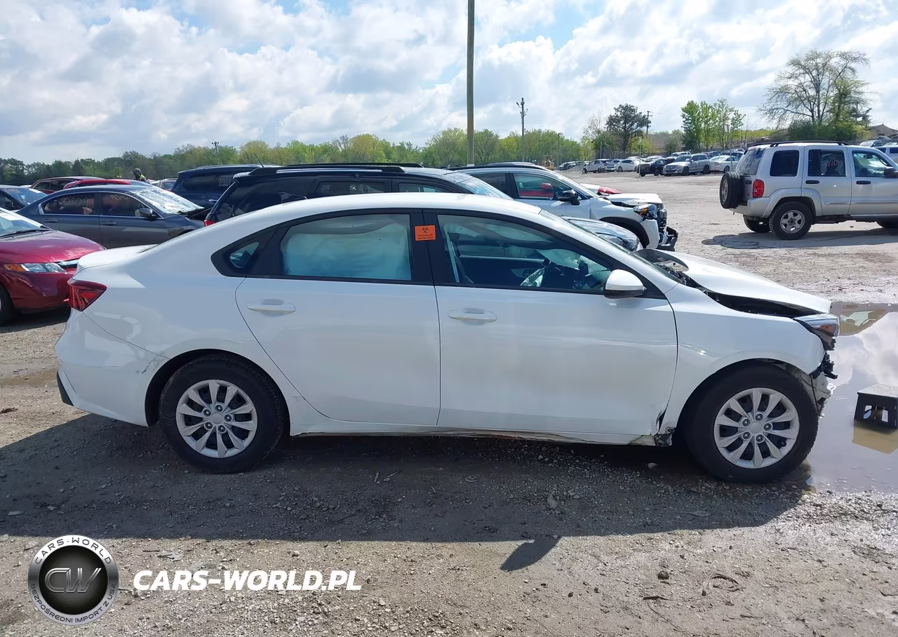 2023 Kia Forte Lx VIN:3KPF24AD4PE576169 - 13