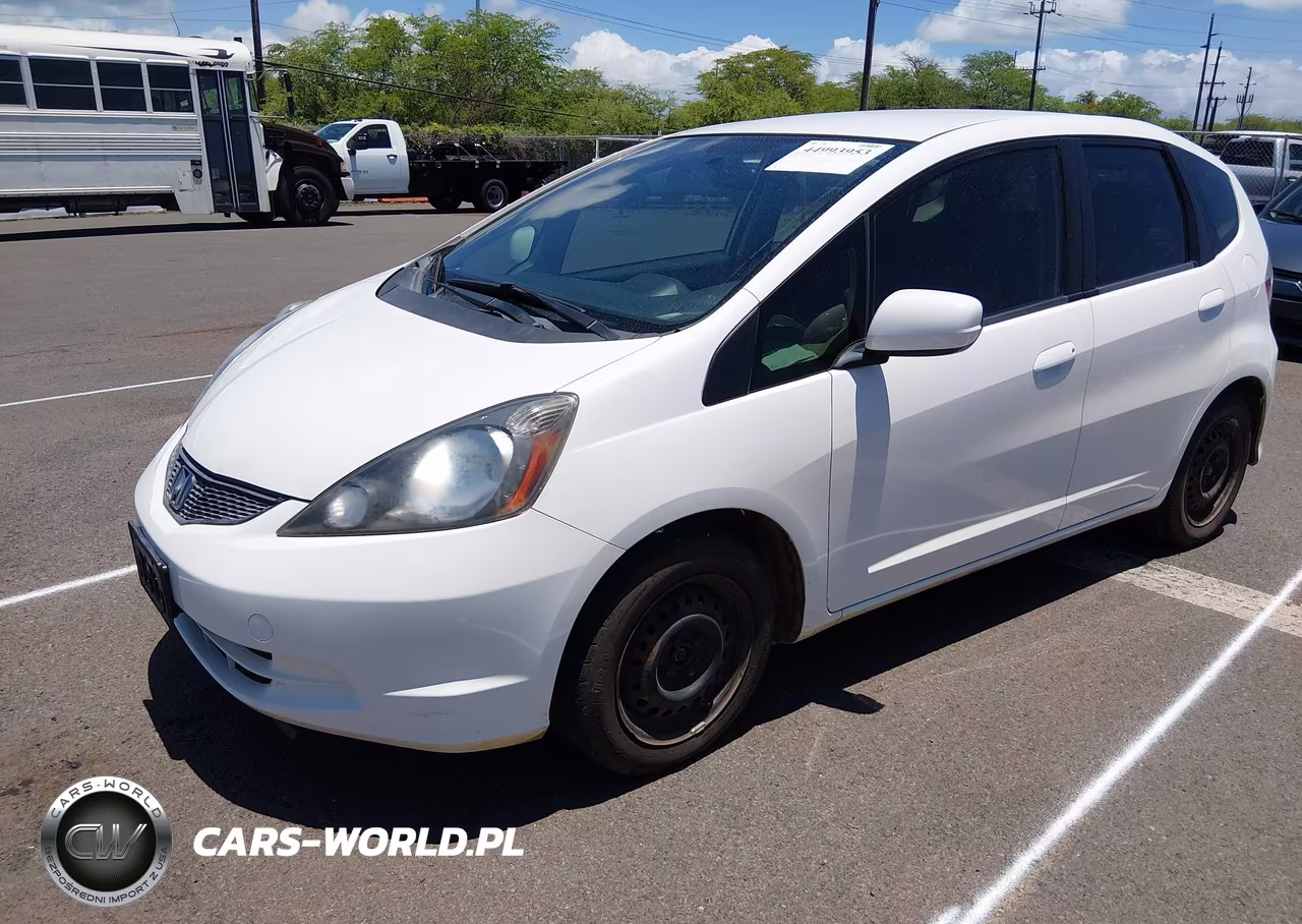 2013 Honda Fit VIN:JHMGE8H37DC050717 - 2