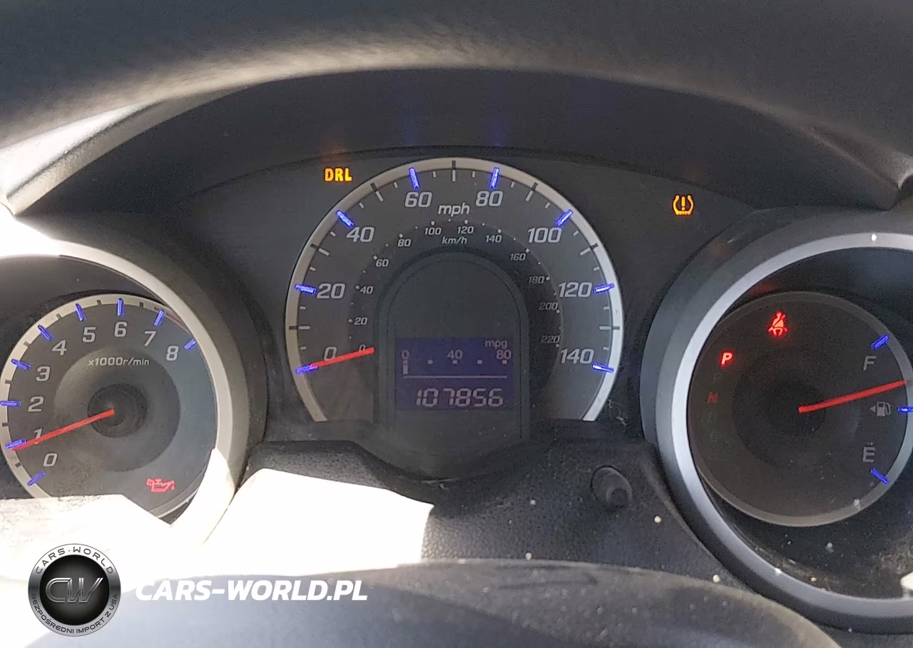 2013 Honda Fit VIN:JHMGE8H37DC050717 - 7