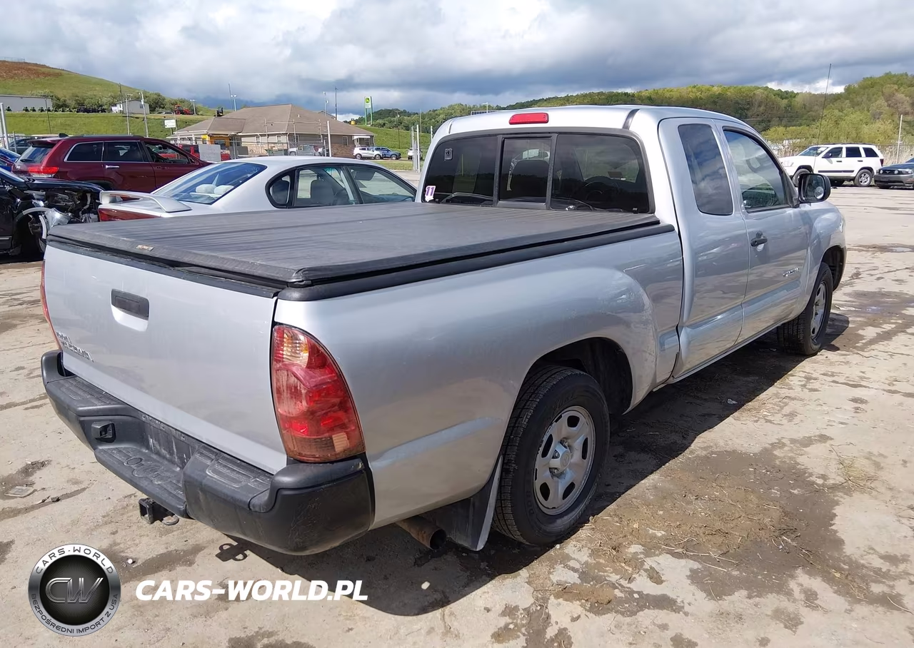 2008 Toyota Tacoma VIN:5TETX22N18Z493342 - 4
