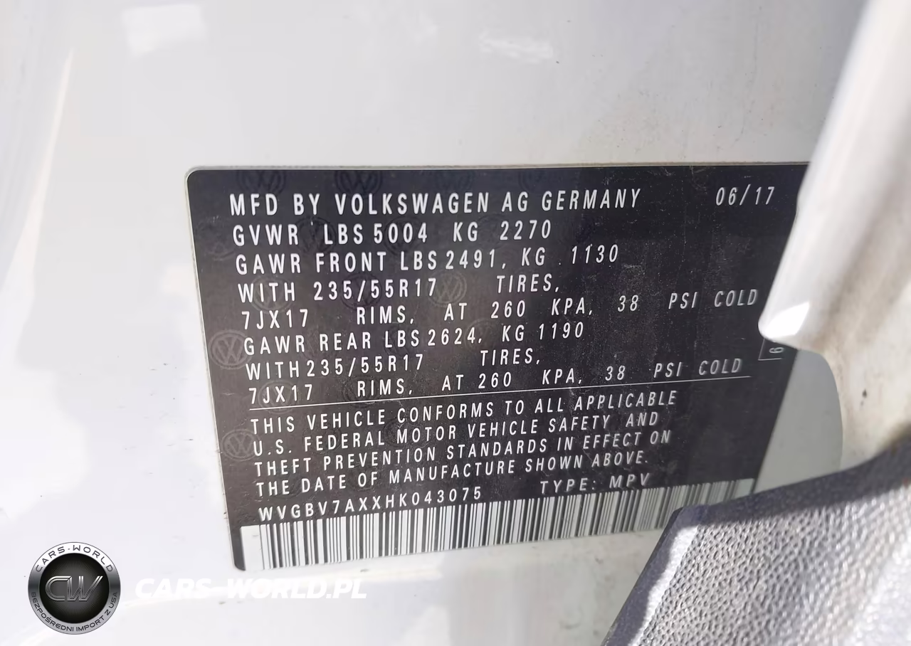 2017 Volkswagen Tiguan 2.0T-2.0T S VIN:WVGBV7AXXHK043075 - 9