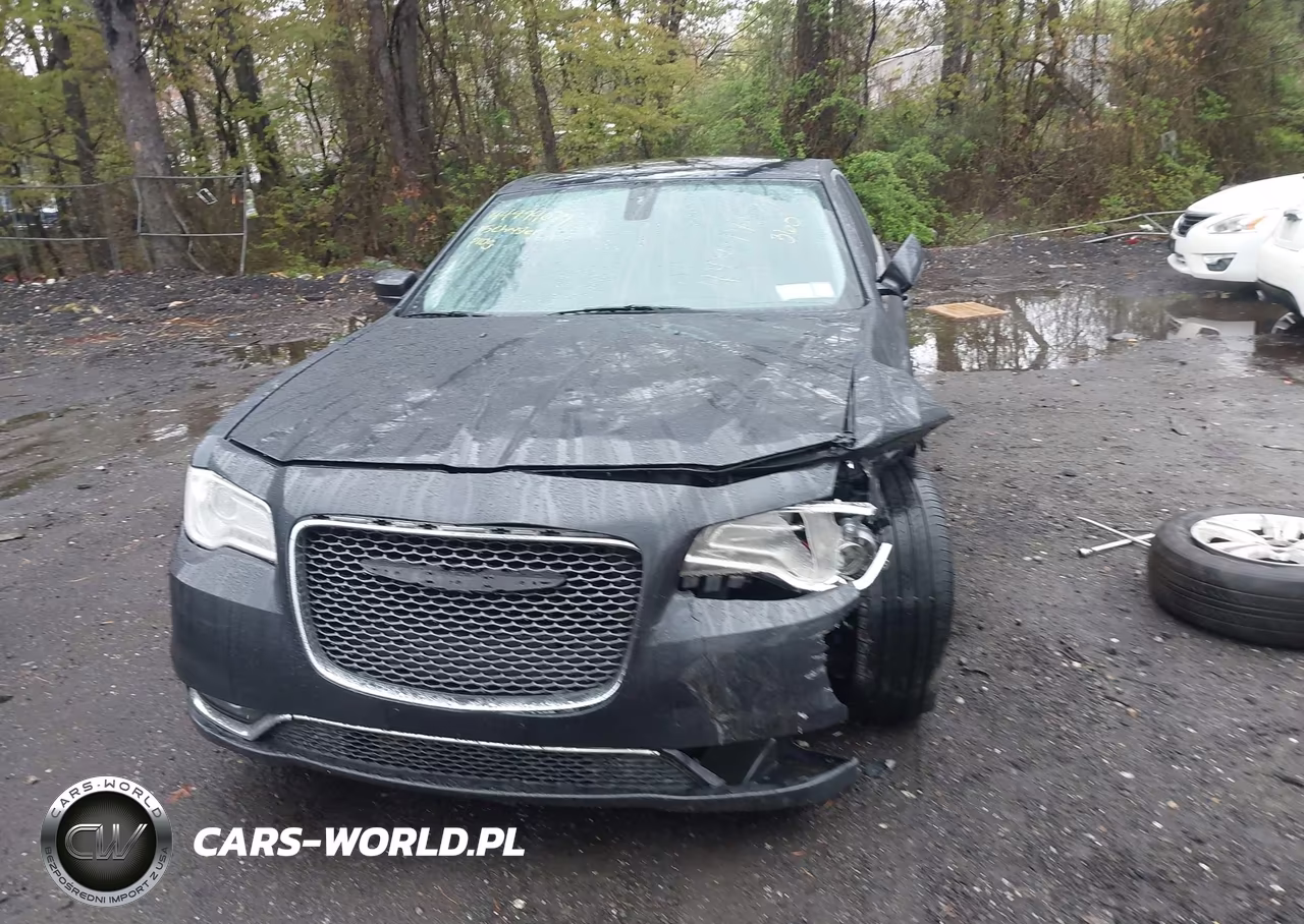 2015 Chrysler 300 Limited VIN:2C3CCAAG4FH881669 - 12