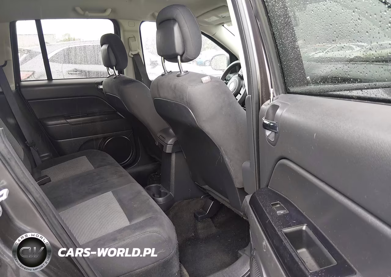 2016 Jeep Compass Sport VIN:1C4NJDBBXGD651051 - 8