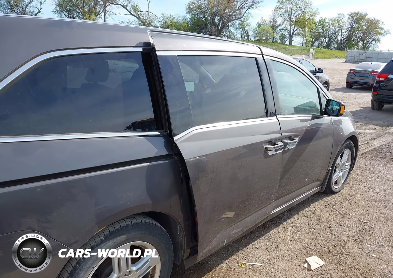 2011 Honda Odyssey Touring-Touring Elite VIN:5FNRL5H91BB049940 - 6