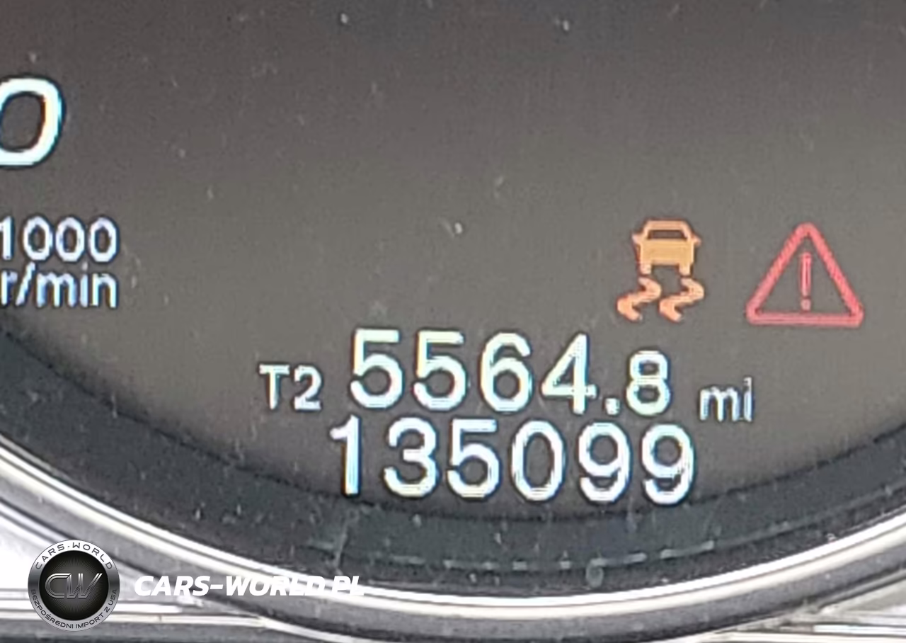2016 Volvo V60 T5 Drive-E Premier VIN:YV140MEKXG1293052 - 15