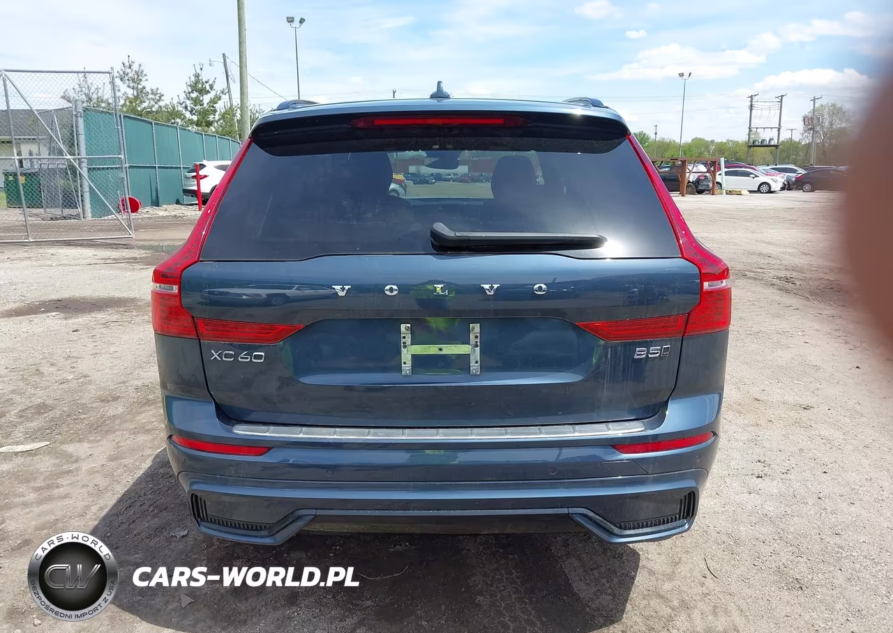 2024 Volvo Xc60 B5 Ultimate Dark Theme VIN:YV4L12RM0R1714114 - 17