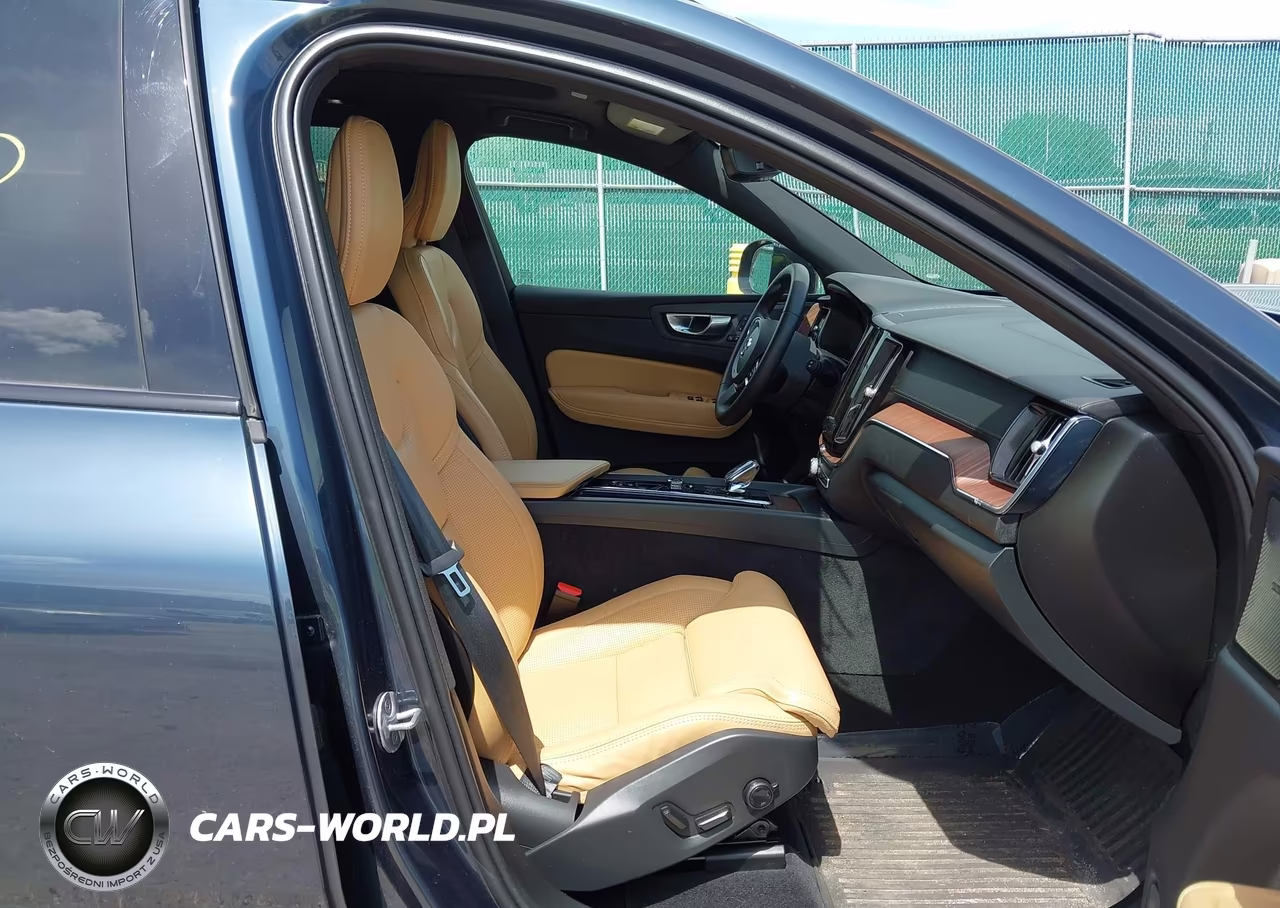 2024 Volvo Xc60 B5 Ultimate Dark Theme VIN:YV4L12RM0R1714114 - 5