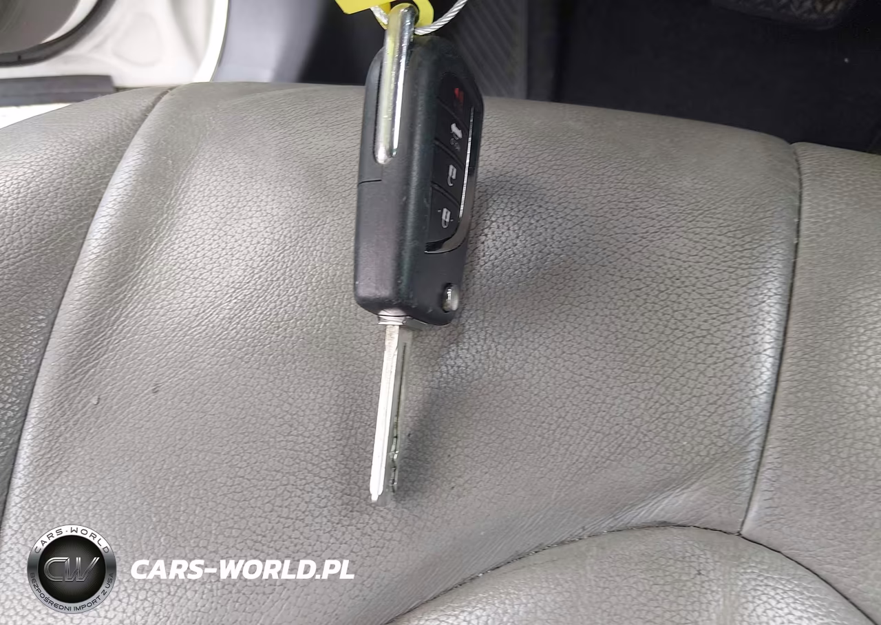 2019 Toyota Camry Le VIN:4T1B11HK2KU856280 - 11