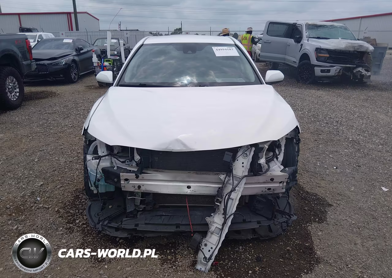 2019 Toyota Camry Le VIN:4T1B11HK2KU856280 - 13