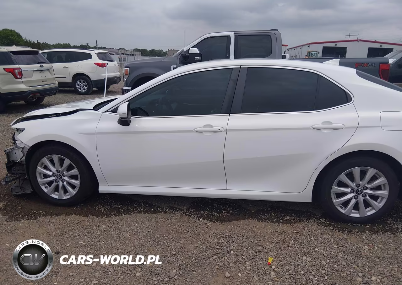 2019 Toyota Camry Le VIN:4T1B11HK2KU856280 - 15