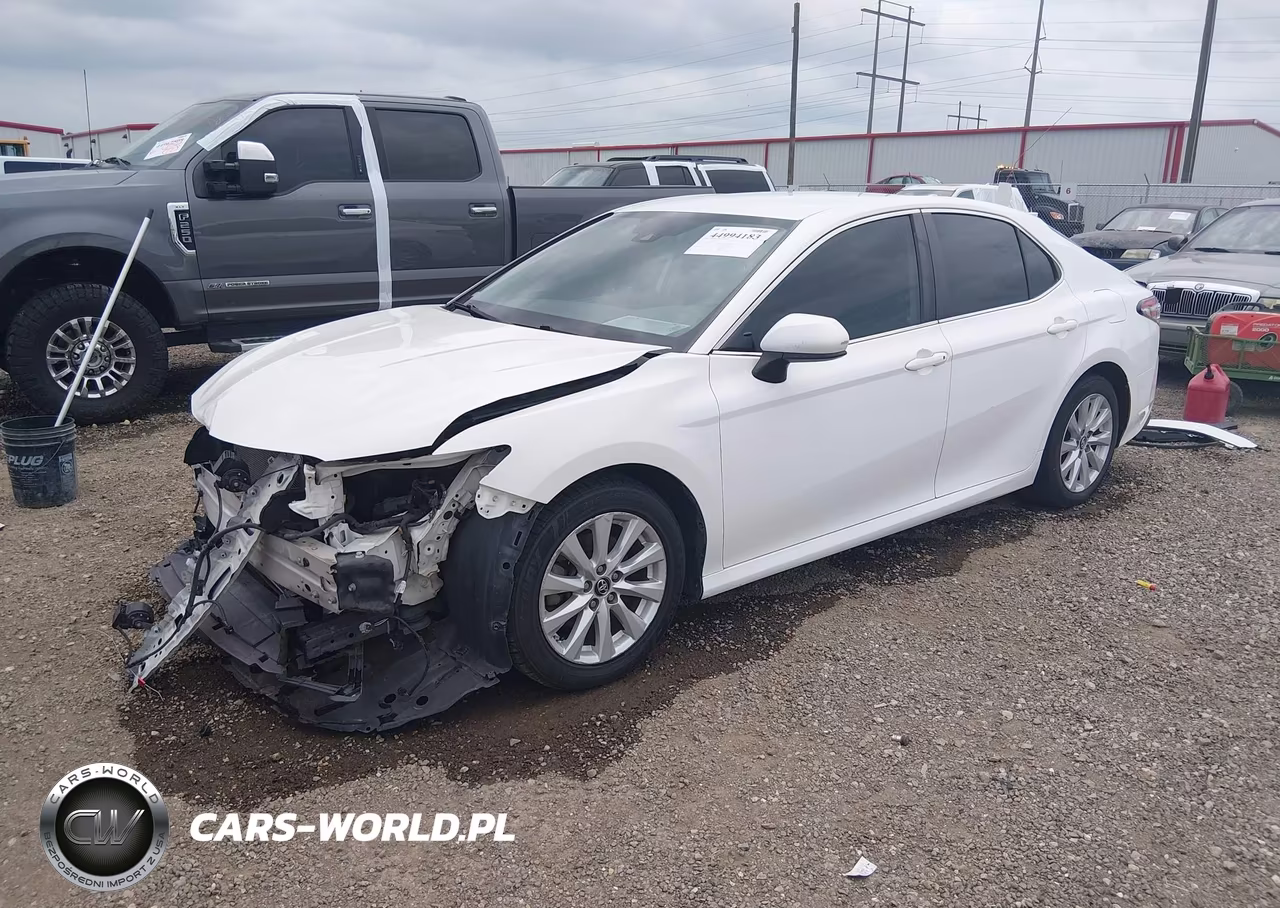 2019 Toyota Camry Le VIN:4T1B11HK2KU856280 - 2