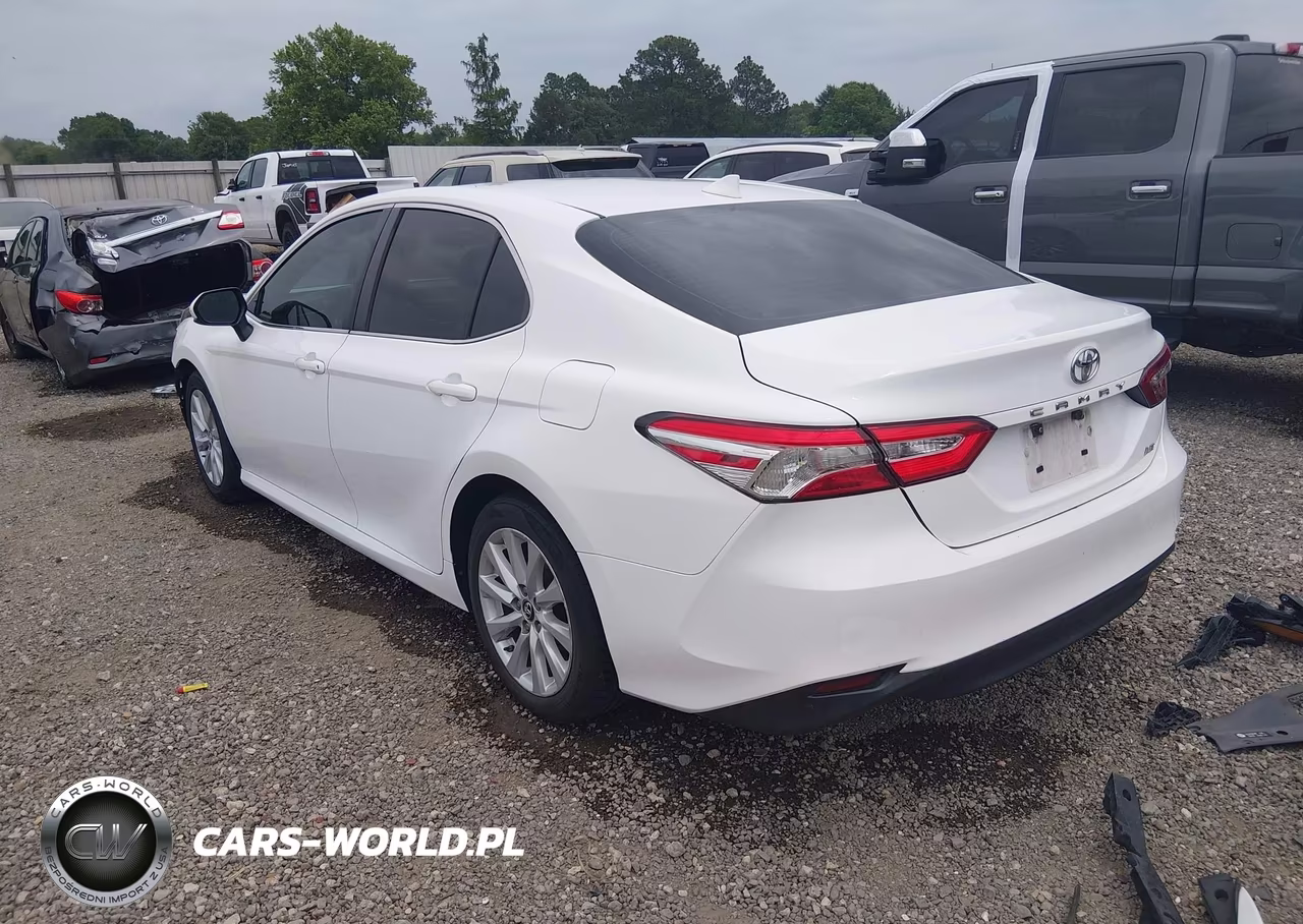 2019 Toyota Camry Le VIN:4T1B11HK2KU856280 - 3