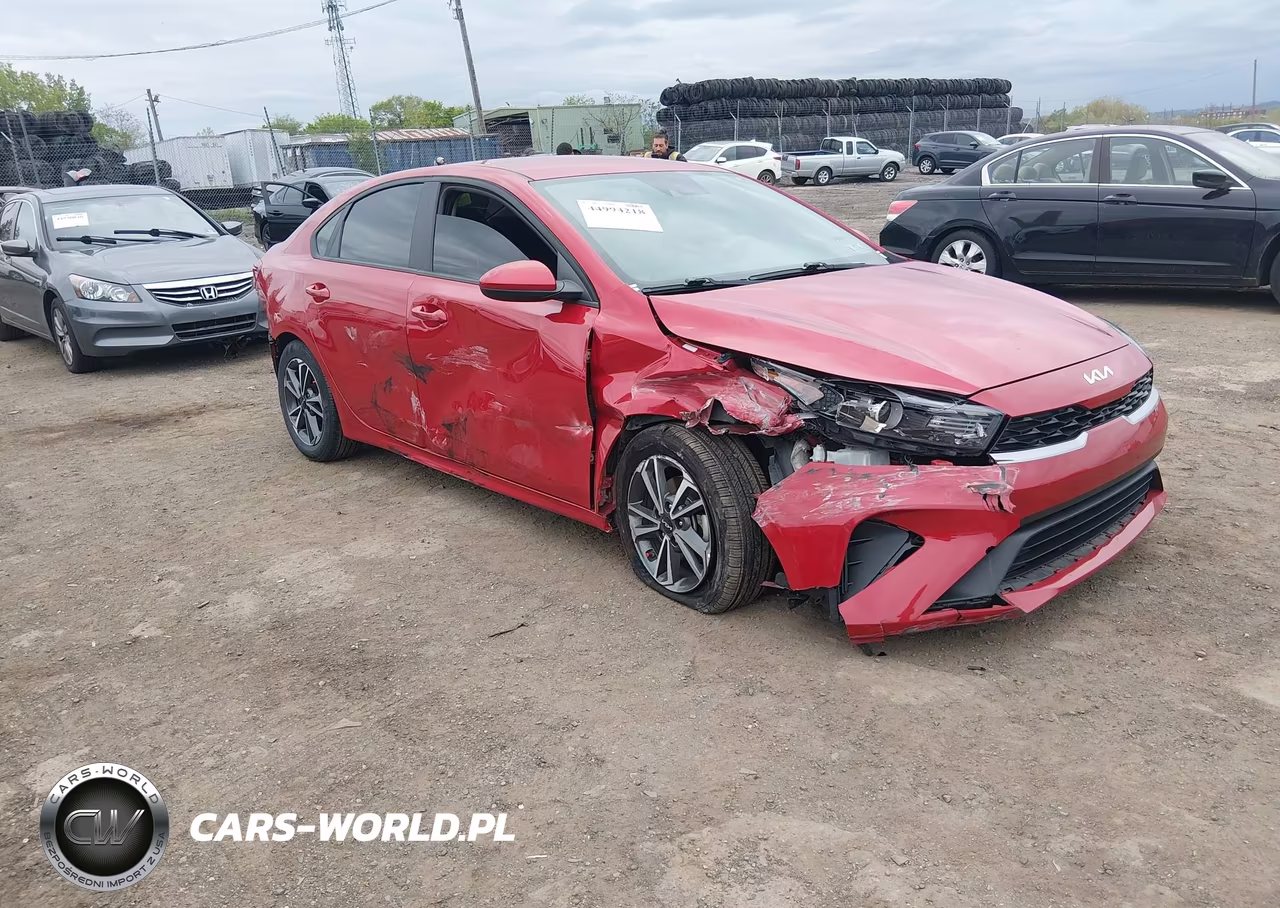 2023 Kia Forte Lxs – zdjęcie 1 z 16