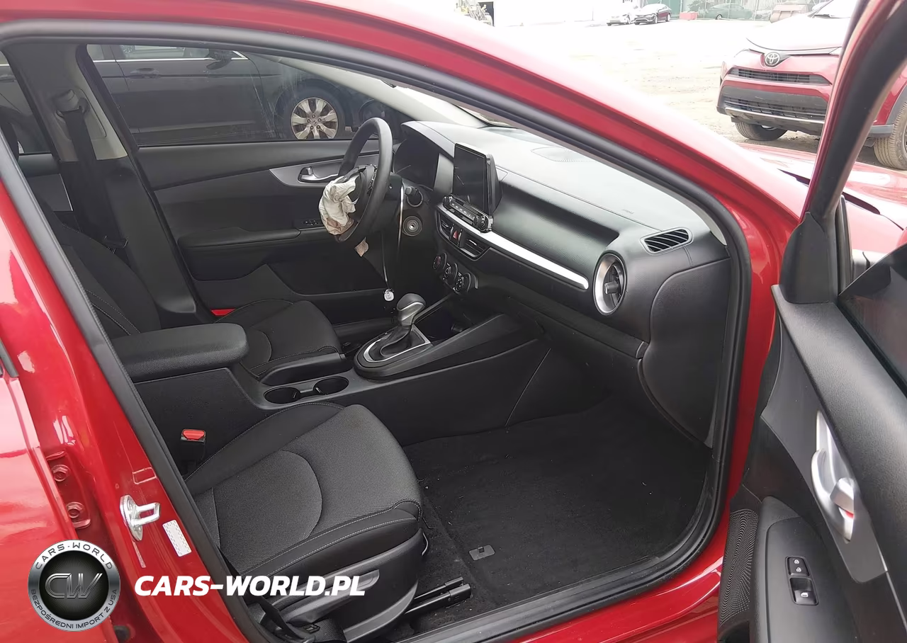 2023 Kia Forte Lxs VIN:3KPF24AD1PE624727 - 5